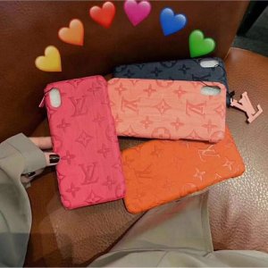 【ルイヴィトン】 贅沢 ブランド Louis Vuitton iPhone 13/13 Pro/13 Pro Max/12/11 /XS/8/7/6 ケース 芸能人愛用[#015]
